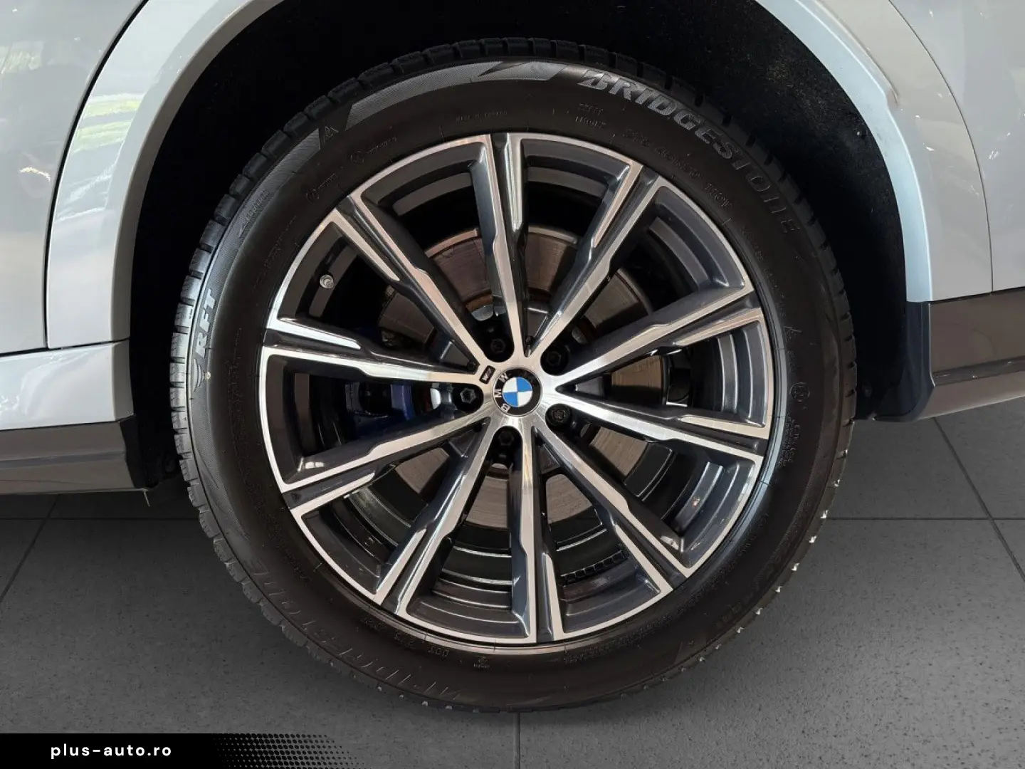 BMW X6 M60i xDrive DA PAProf HUD AHK StdHz Pano BoWi