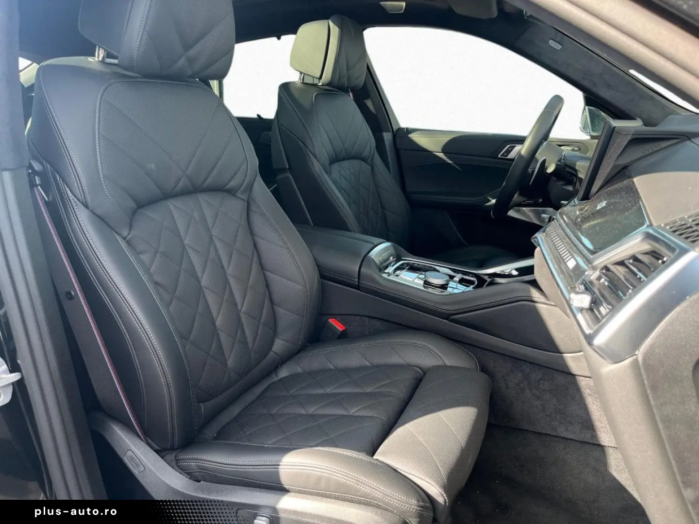 BMW X6 M60i xDr M SPORT PRO SoftCl AHK Pano StHz B&W