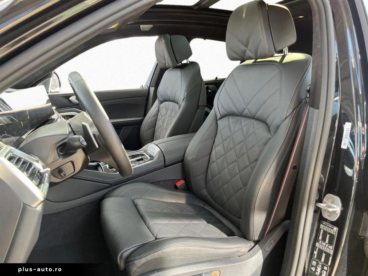 BMW X6 M60i xDr M SPORT PRO SoftCl AHK Pano StHz B&W