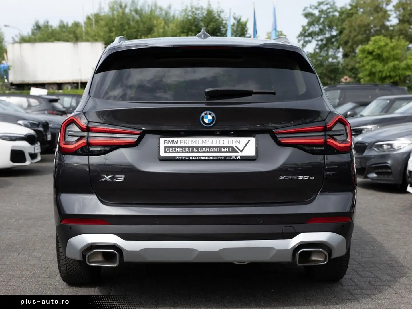 BMW X3 xDrive 30e FACEL. PANO AHK HUD 360  LED W-LAN