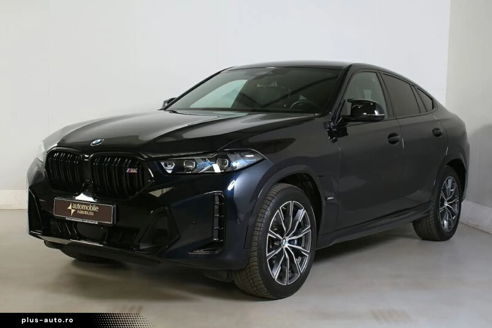 BMW X6 M60i xDr NP 147270.-! AHK Panorama Standh B&W