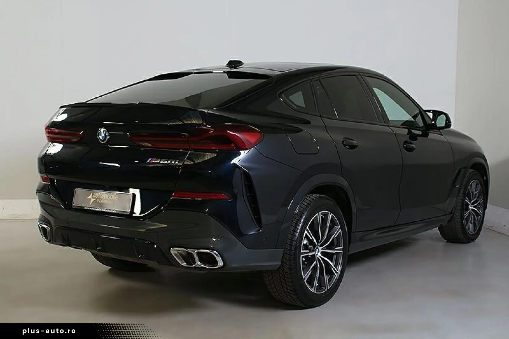 BMW X6 M60i xDr NP 147270.-! AHK Panorama Standh B&W