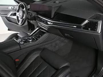 BMW X6 M60i xDr NP 147270.-! AHK Panorama Standh B&W