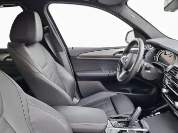 BMW X3 xDrive30i M Sport DA HUD RFK Standh Pano AHK