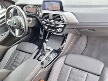 BMW X3 xDrive30i M Sport DA HUD RFK Standh Pano AHK