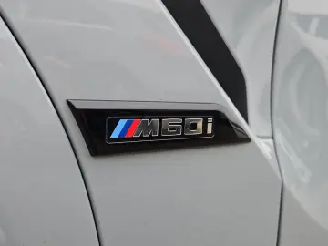 BMW X6 M60i M-SPORT PRO H K SITZBELÜFTUNG 360  21