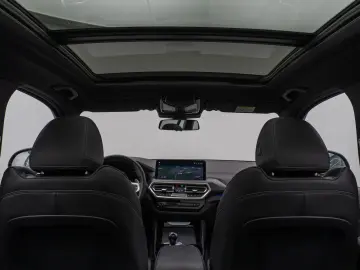 BMW X3 xD20i M Sport Panorama 360 DAB HiFi Komfort