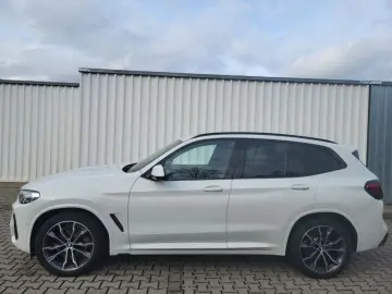 BMW X3 xDrive 20i M-Sport AHK Pano Leder DigitCockpi