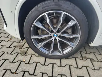 BMW X3 xDrive 20i M-Sport AHK Pano Leder DigitCockpi