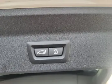 BMW X3 xDrive 20i M-Sport AHK Pano Leder DigitCockpi