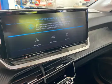PEUGEOT 208 1.2 Style Automatik Spurassist Einparkhilfe