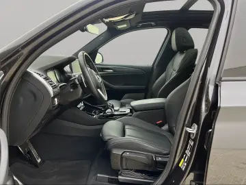 BMW X3 xDrive30e M Sport Navi Kamera Pano.Dach LED