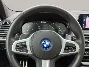 BMW X3 xDrive30e M Sport Navi Kamera Pano.Dach LED