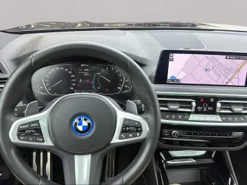 BMW X3 xDrive30e M Sport Navi Kamera Pano.Dach LED