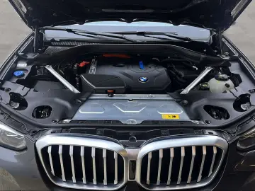 BMW X3 xDrive30e M Sport Navi Kamera Pano.Dach LED