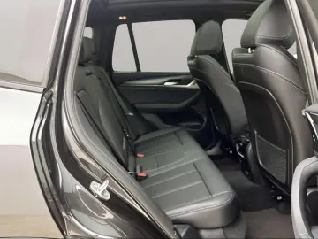 BMW X3 xDrive30e M Sport Navi Kamera Pano.Dach LED