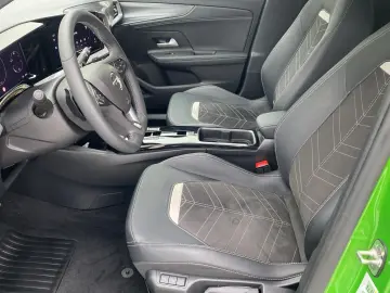OPEL Mokka 1.2 Ultimate Automatik BlackPaket DAB Navi
