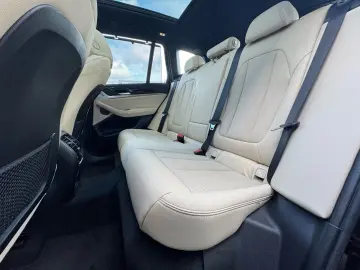 BMW X3 xDrive20i M Sport PANO AHK h&k RFK 20  HuD