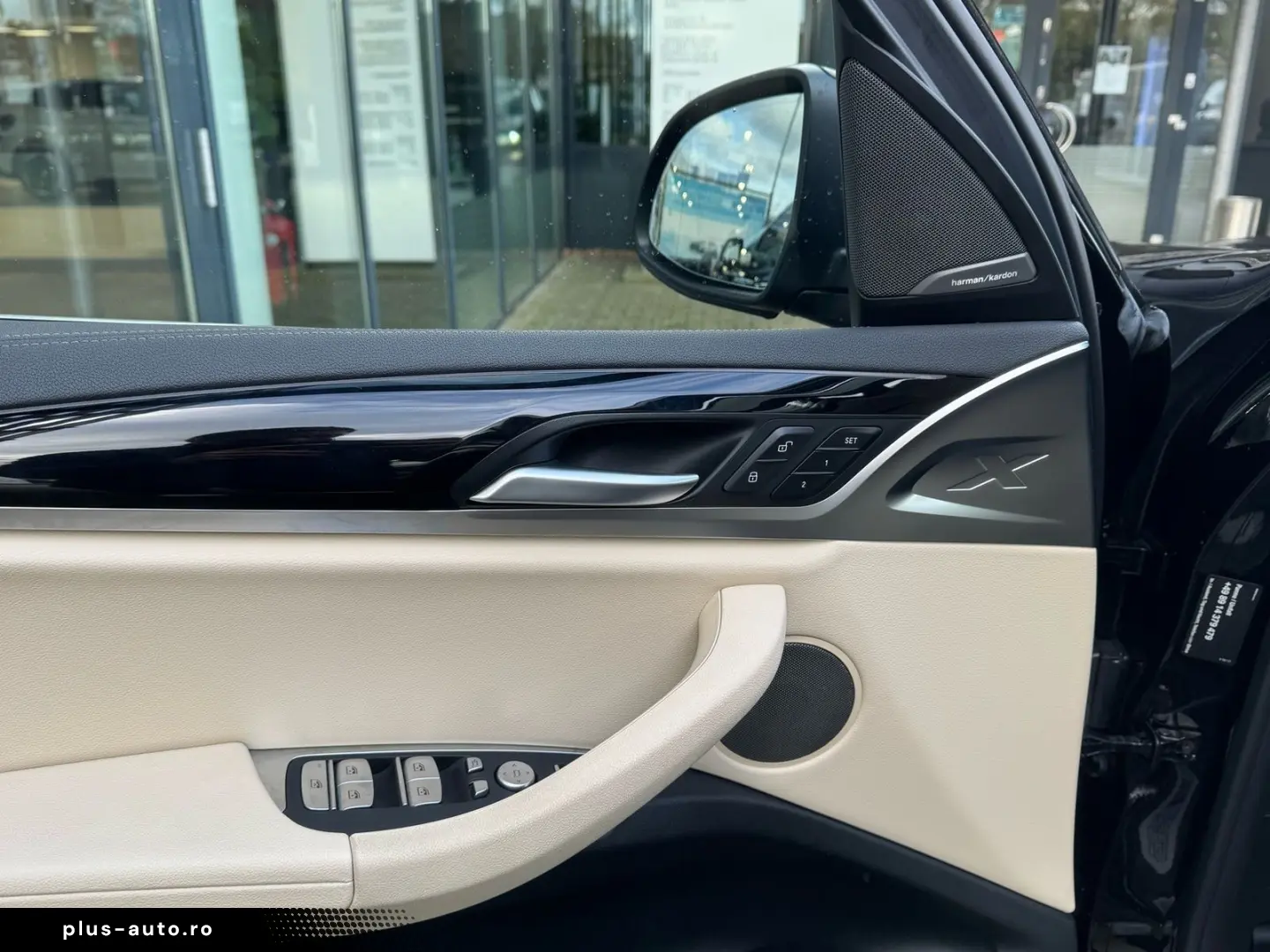 BMW X3 xDrive20i M Sport PANO AHK h&k RFK 20  HuD