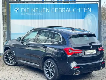 BMW X3 xDrive20i M Sport PANO AHK h&k RFK 20  HuD