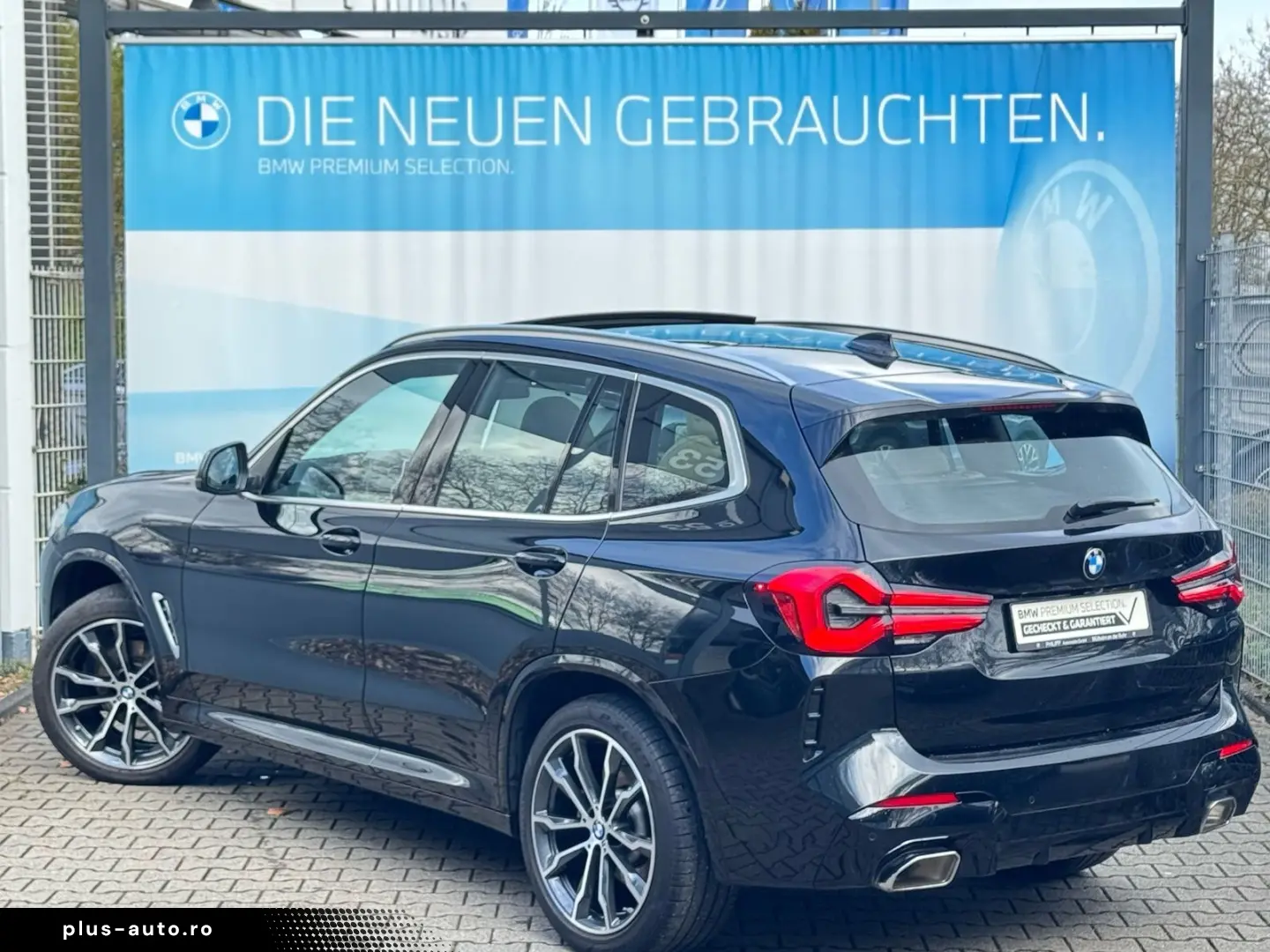 BMW X3 xDrive20i M Sport PANO AHK h&k RFK 20  HuD
