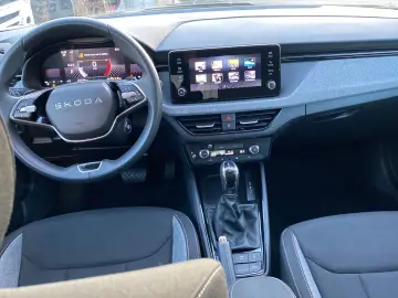 SKODA Kamiq 1.0 TSI DSG Selection DAB  Spurassist LED