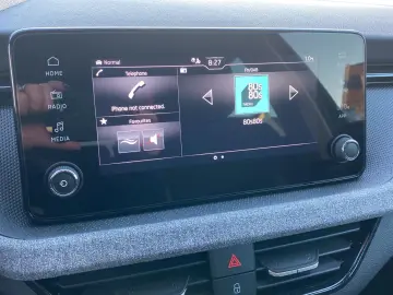 SKODA Kamiq 1.0 TSI DSG Selection DAB  Spurassist LED