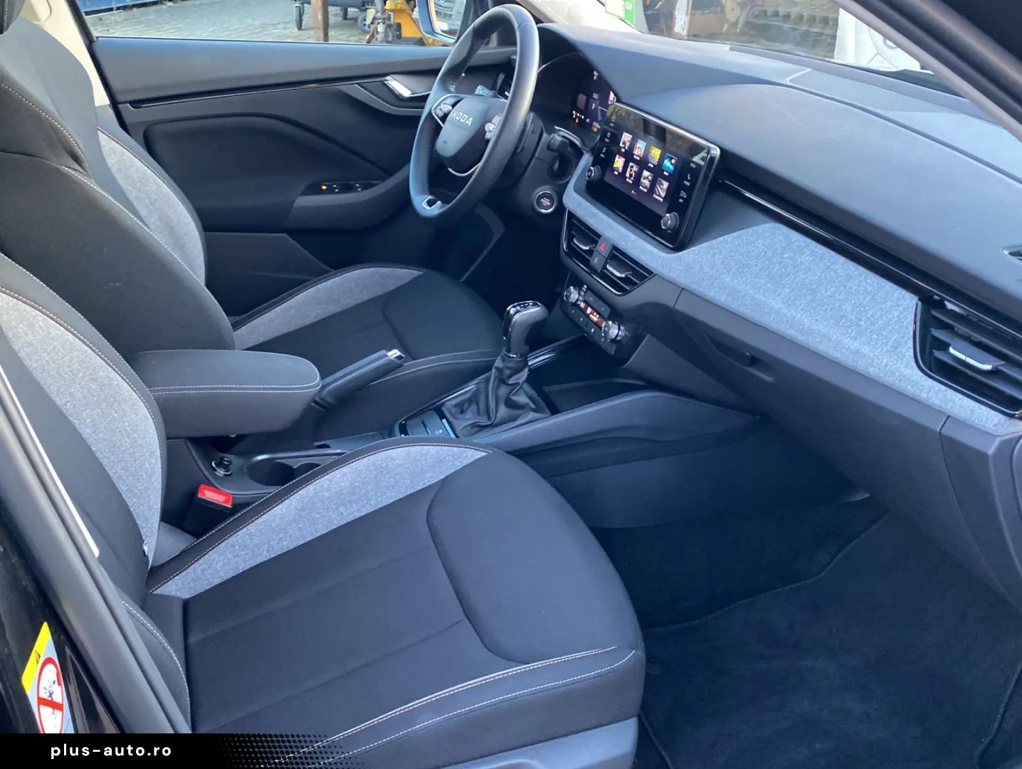 SKODA Kamiq 1.0 TSI DSG Selection DAB  Spurassist LED
