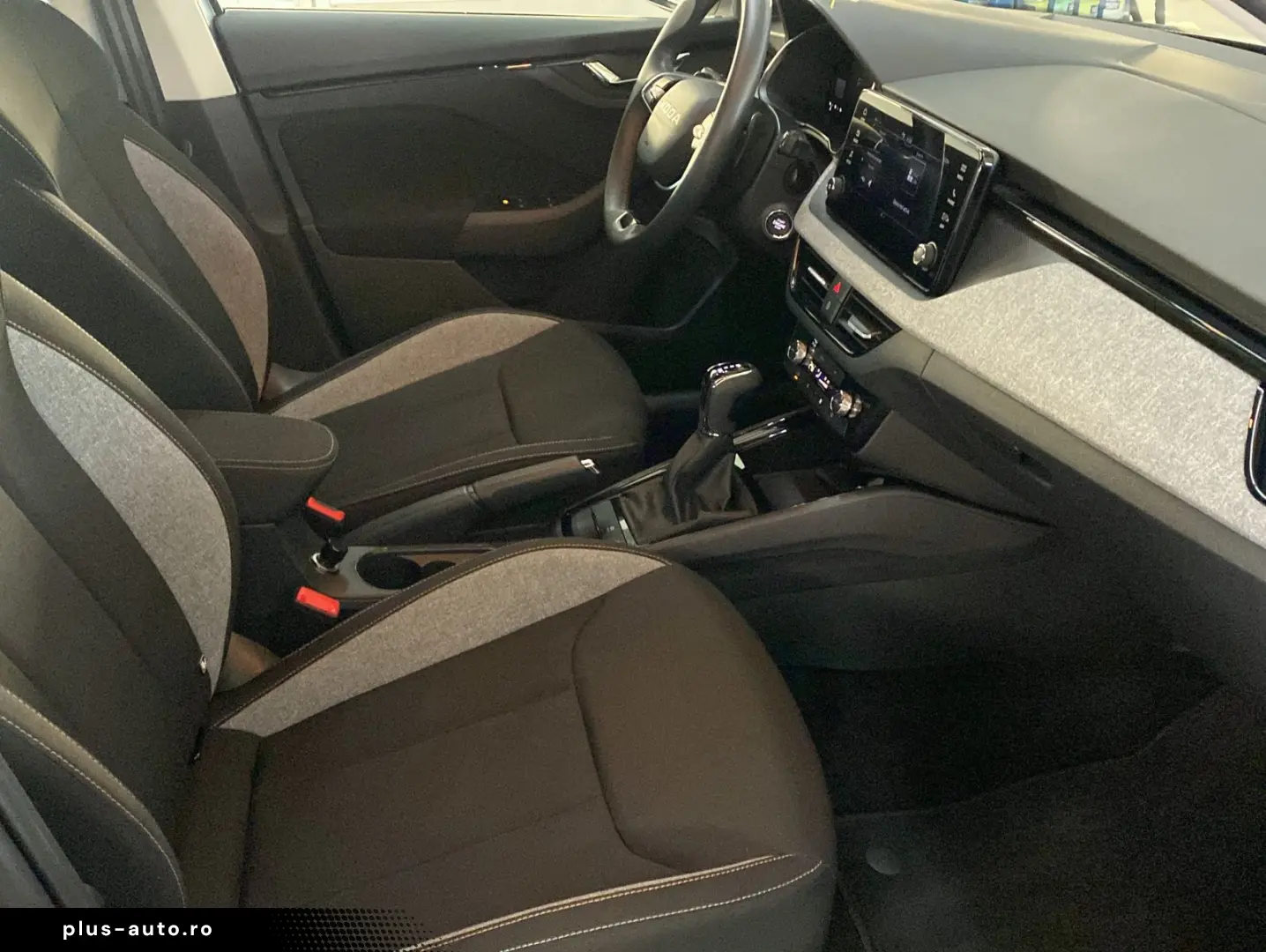 SKODA Kamiq 1.0 TSI DSG Selection DAB  Spurassist LED