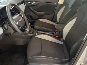SKODA Kamiq 1.0 TSI DSG Selection DAB  Spurassist LED