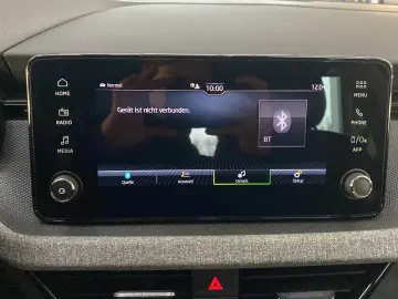 SKODA Kamiq 1.0 TSI DSG Selection DAB  Spurassist LED