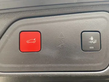 PEUGEOT 3008 Puretech 130 Allure Pack Pure Tech Navi ACC