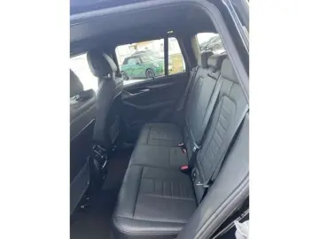 BMW X3 xDrive 30e aut. M SPORT   AHK PANO. LMR