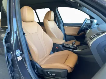 BMW X3 xDrive20i M Sport LC-Prof Standh Pano Laser