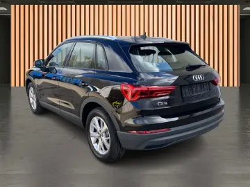 AUDI Q3 45 TFSI e PlugIn Parklenk Digital Cockpit DAB