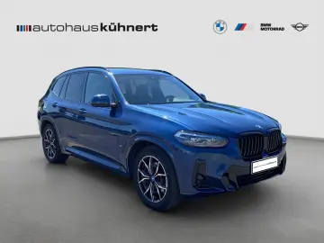 BMW X3 XDRIVE30E    M-Sport PanoSD StHzg AHK RFK