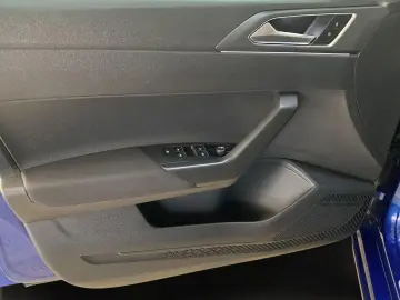 VW Taigo 1.5 TSI DSG R-Line Navi ACC Kamera Matrix