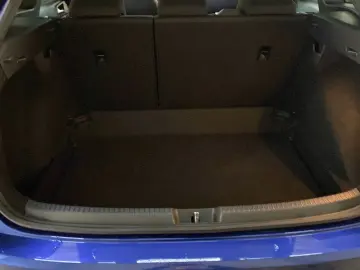 VW Taigo 1.5 TSI DSG R-Line Navi ACC Kamera Matrix