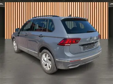 VW Tiguan 2.0 TDI DSG Life 4Motion Navi LED ACC