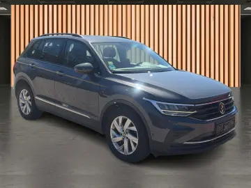 VW Tiguan 2.0 TDI DSG Life 4Motion Navi LED ACC