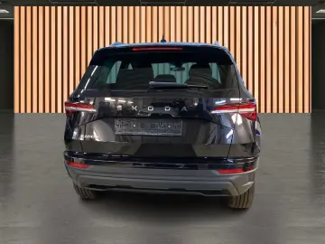 SKODA Karoq 1.5 TSI DSG Selection Kessy DAB LED