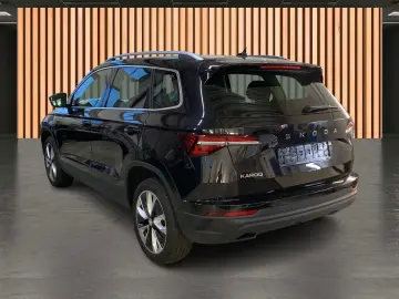 SKODA Karoq 1.5 TSI DSG Selection Kessy DAB LED