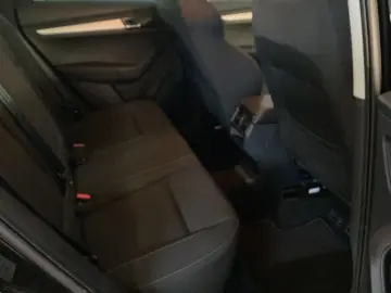 SKODA Karoq 1.5 TSI DSG Selection Kessy DAB LED