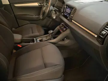 SKODA Karoq 1.5 TSI DSG Selection Kessy DAB LED