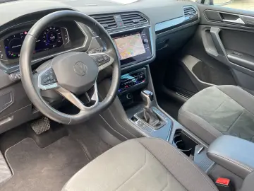 VW Tiguan 2.0 TDI DSG Elegance Navi Pano IQ Drive