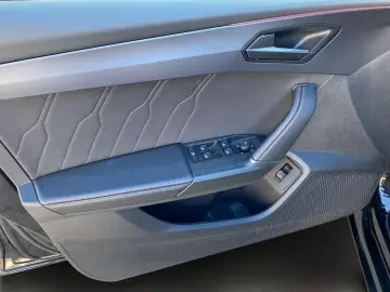 CUPRA Leon 1.5 eTSI DSG ACC Kamera Navi
