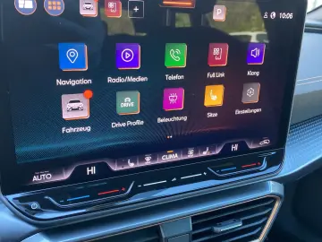 CUPRA Leon 1.5 eTSI DSG ACC Kamera Navi
