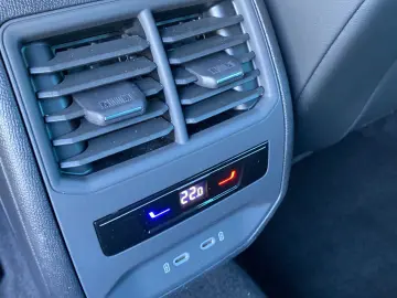 CUPRA Leon 1.5 eTSI DSG ACC Kamera Navi