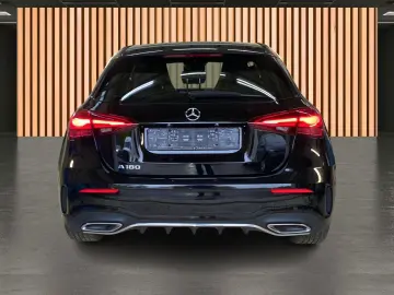 MERCEDES-BENZ A 180 AMG Line 7G Tronic Navi DAB KeyGo MBUX