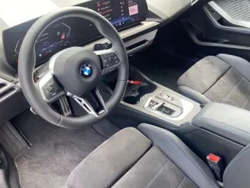 BMW 120 iA M Sport neues Modell Cockpit Plus Kamera